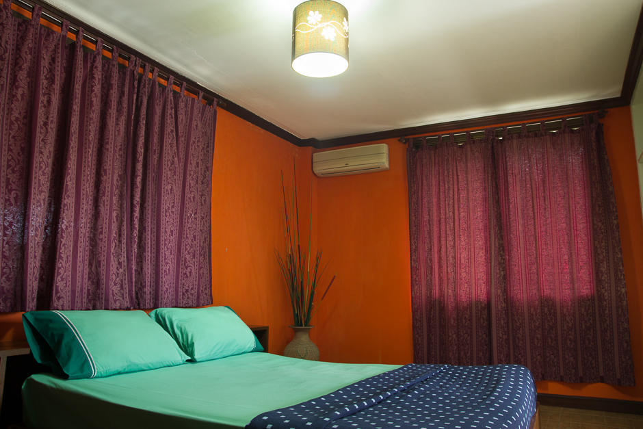 At Ease Guesthouse Pattaya Pokój zdjęcie